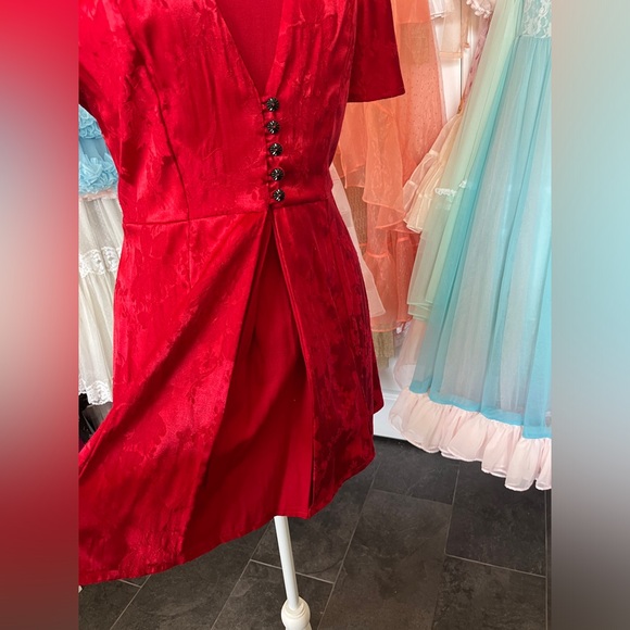 Olivia Rose ❤️ vintage 90s red satin flutter sleeve button front mini dress - Picture 6 of 9